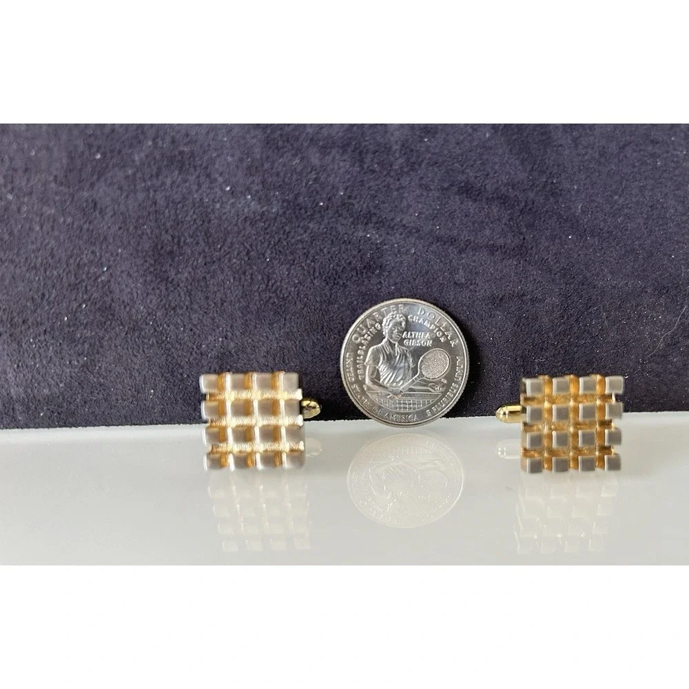 Vintage Gold-Tone 3D Geometric Checker Cufflinks Retro Brutalist VGUC